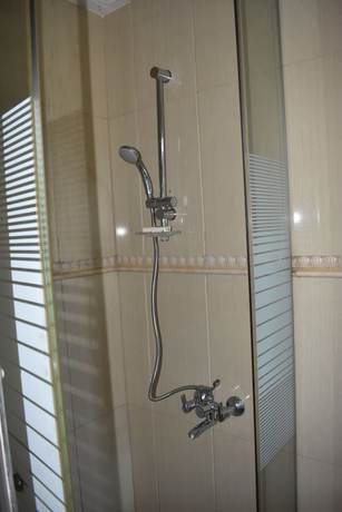 Imagen de la habitación del Hotel Cascadehotel. Foto 17