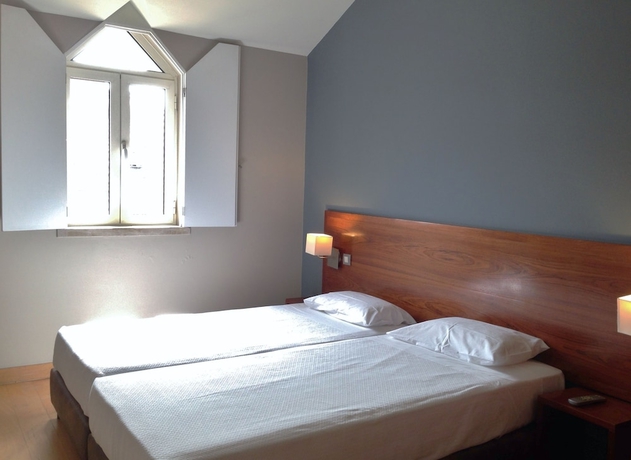 Imagen de la habitación del Hotel Cascais. Foto 8