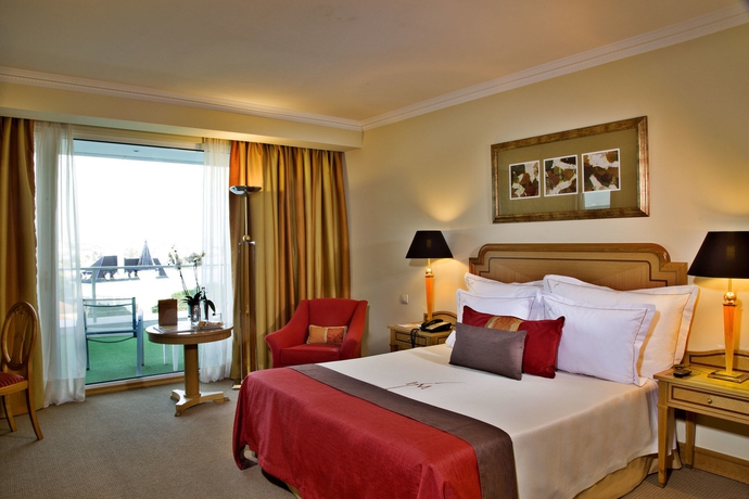Imagen de la habitación del Hotel Cascais Miragem. Foto 13