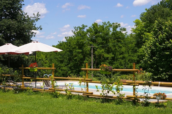 Imagen de los exteriores del Hotel Cascina Caldera. Foto 13