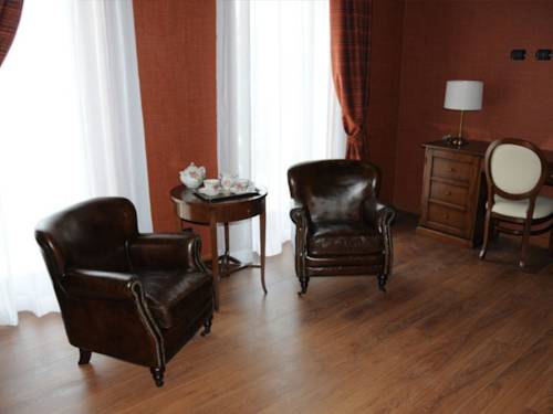 Imagen de la habitación del Hotel Cascina Marisa. Foto 6