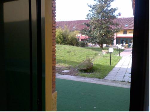 Imagen de la habitación del Hotel Cascina Marisa. Foto 13