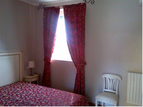 Imagen de la habitación del Hotel Cascina Marisa. Foto 15