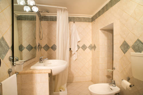 Imagen de la habitación del Hotel Case Cos&igrave; Chiaia. Foto 4