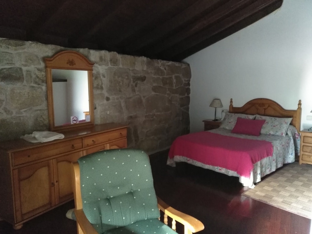 Imagen de la habitación del Hotel Caser&iacute;o De Fontes. Foto 5