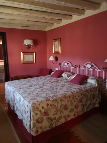Imagen de la habitación del Hotel Caserío De Lobones. Foto 4