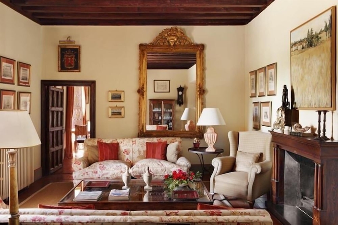 Imagen de los interiores del Hotel Caserío De Lobones. Foto 18