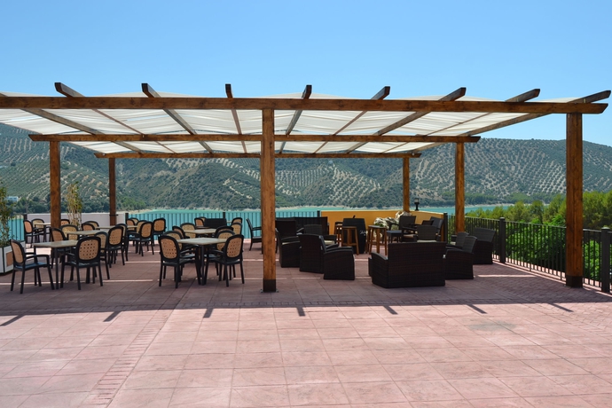 Imagen de los exteriores del Hotel Caserio De Iznajar. Foto 11