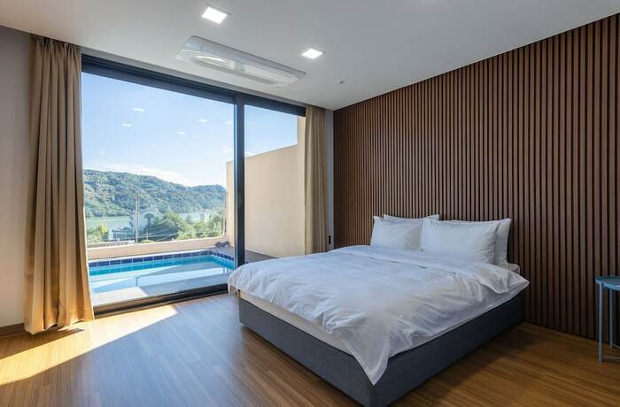 Imagen de la habitación del Hotel Caserio Resort. Foto 19