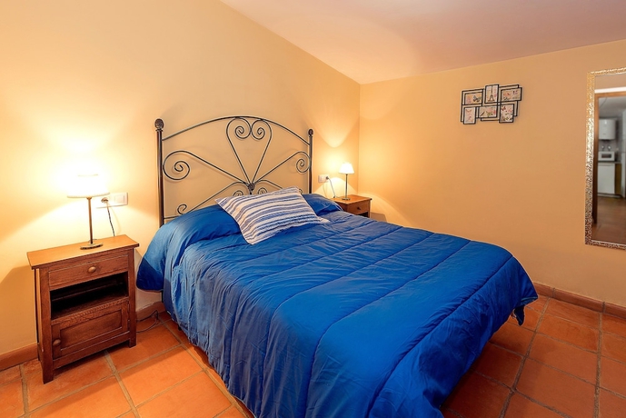 Imagen de la habitación del Hotel Caserio del Colmenar. Foto 12