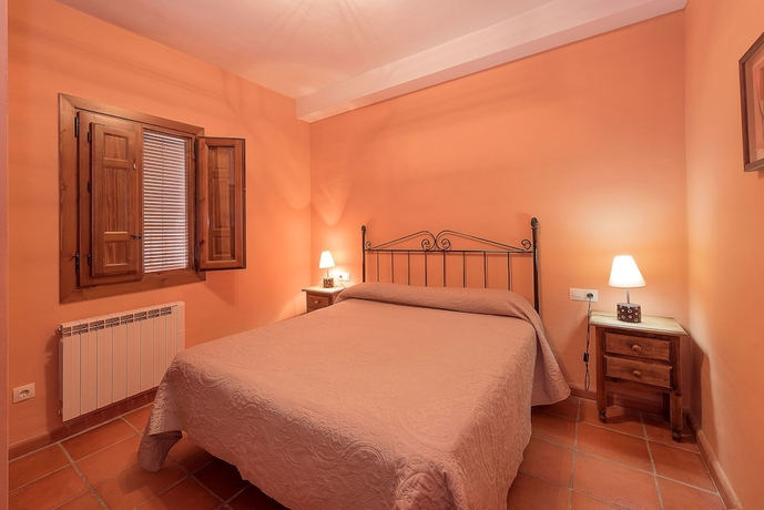 Imagen de la habitación del Hotel Caserio del Colmenar. Foto 14