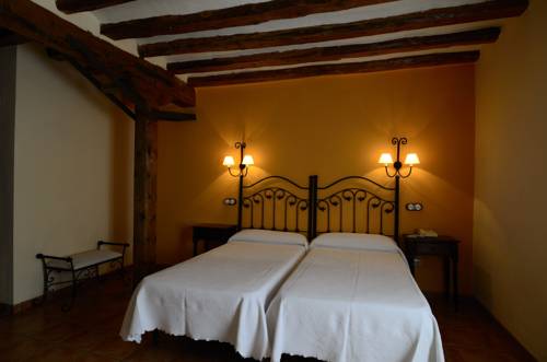 Imagen de la habitación del Hotel Caserón De La Fuente. Foto 11