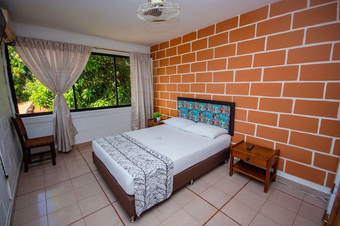 Imagen de la habitación del Hotel Caseron del Parque. Foto 7