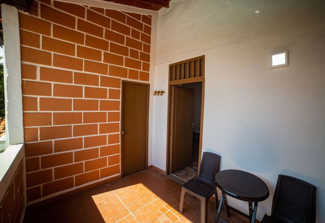 Imagen de la habitación del Hotel Caseron del Parque. Foto 19