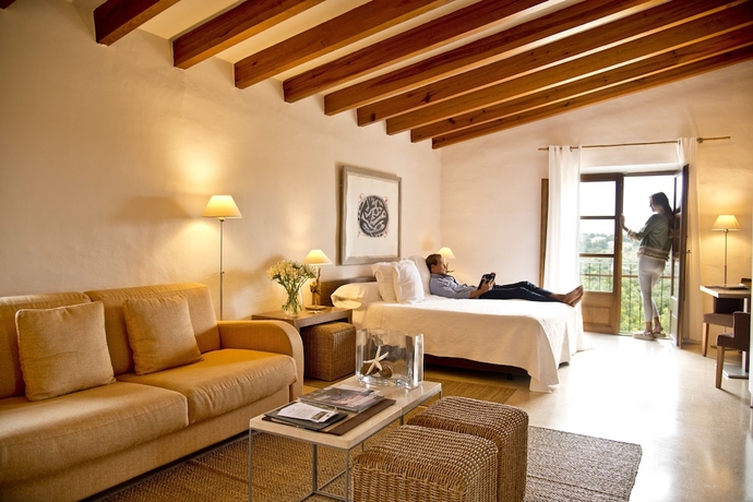 Imagen de la habitación del Hotel Cases De Son Barbassa. Foto 12