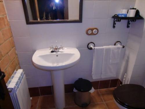 Imagen de la habitación del Hotel Cases Dels Gasulla. Foto 7