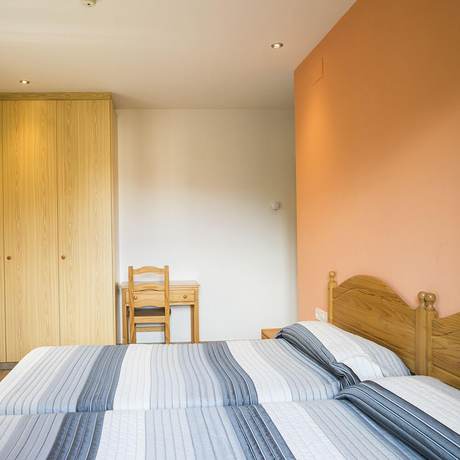 Imagen de la habitación del Hotel Cases. Foto 3