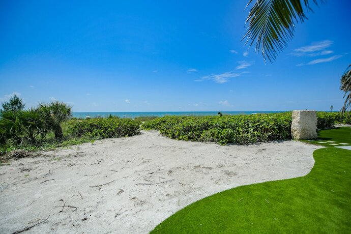 Imagen de la habitación del Hotel Casey Key Resorts - Beachfront. Foto 18