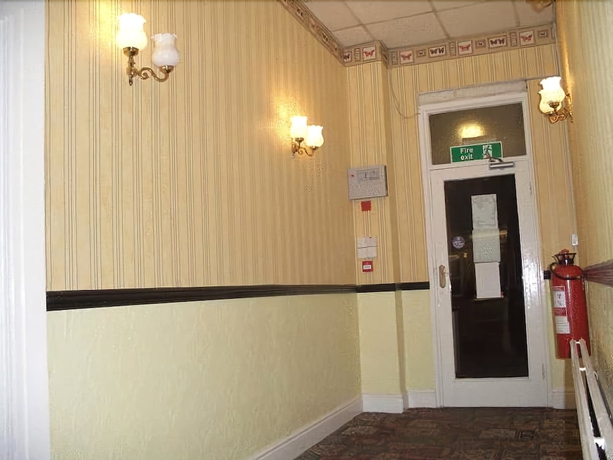 Imagen de los interiores del Hotel Caseys Irish Blackpool. Foto 13