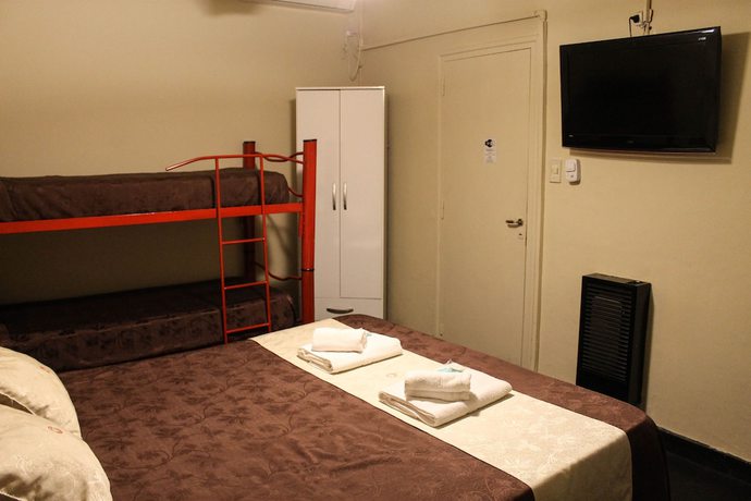 Imagen de la habitación del Hotel Casi Guemes. Foto 6