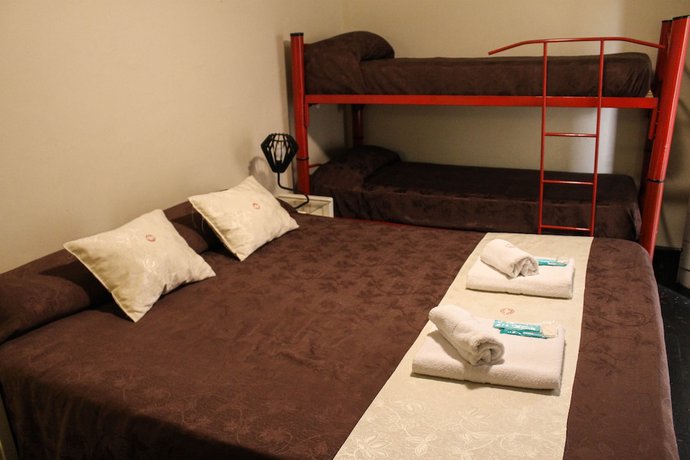 Imagen de la habitación del Hotel Casi Guemes. Foto 7
