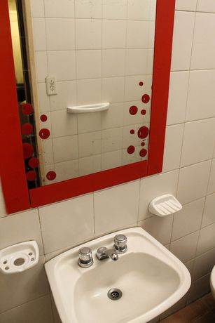Imagen de la habitación del Hotel Casi Guemes. Foto 13