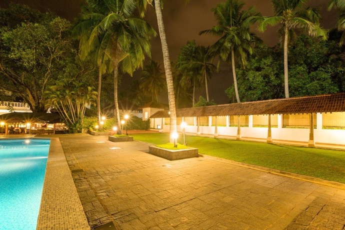 Imagen de la piscina del Hotel Casino - Cgh Earth, Cochin. Foto 18