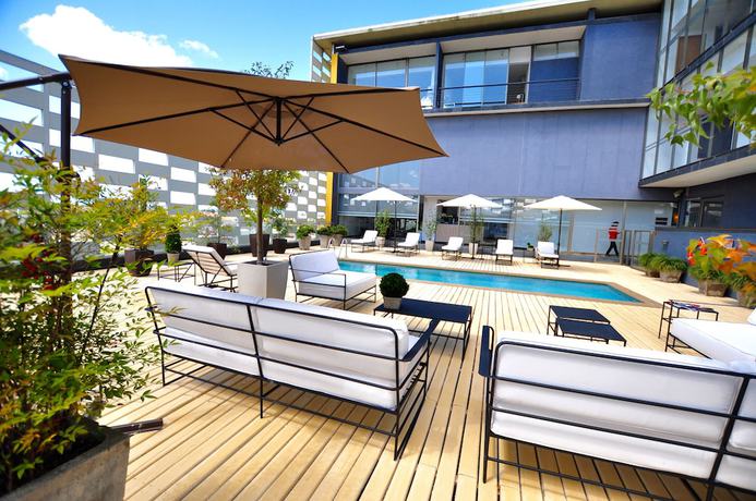 Imagen de la piscina del Hotel Casino De Talca. Foto 18