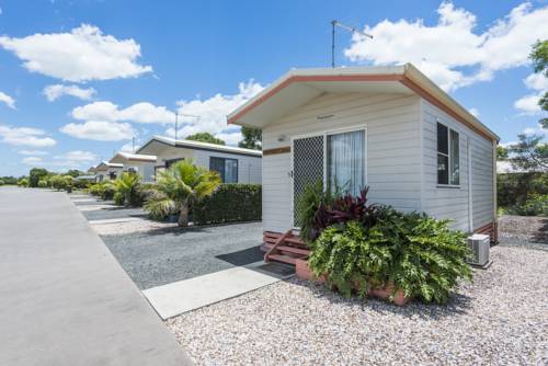 Imagen de la habitación del Hotel Casino Holiday Park. Foto 5