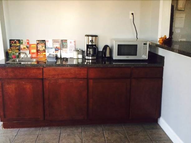 Imagen del bar/restaurante del Hotel Casino Inn. Foto 3