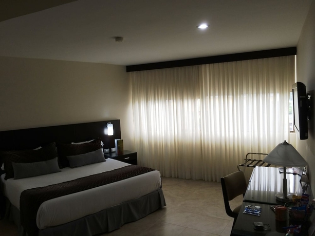 Imagen de la habitación del Hotel Casino Internacional. Foto 13