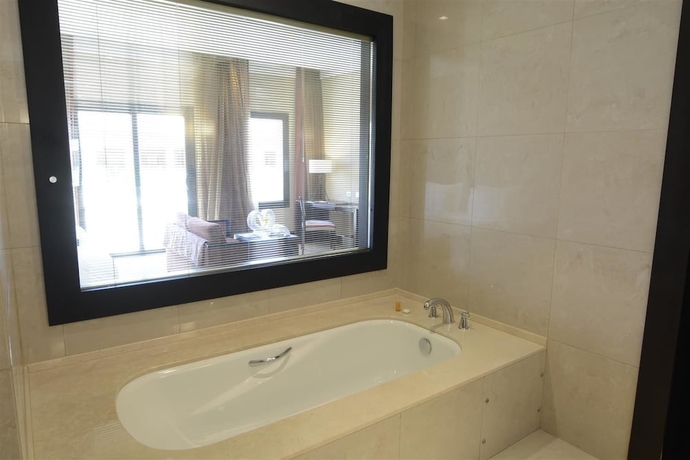 Imagen de la habitación del Hotel Casino Magic. Foto 9