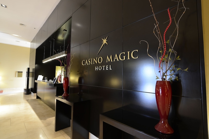 Imagen de los interiores del Hotel Casino Magic. Foto 14