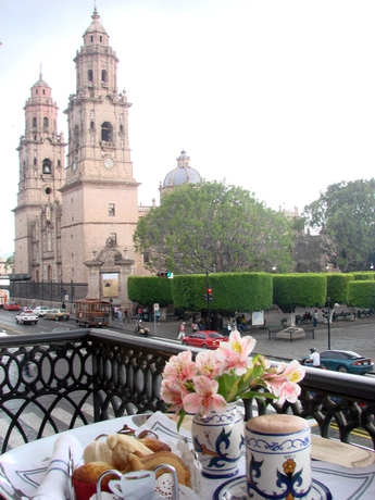 Imagen del bar/restaurante del Hotel Casino Morelia. Foto 6