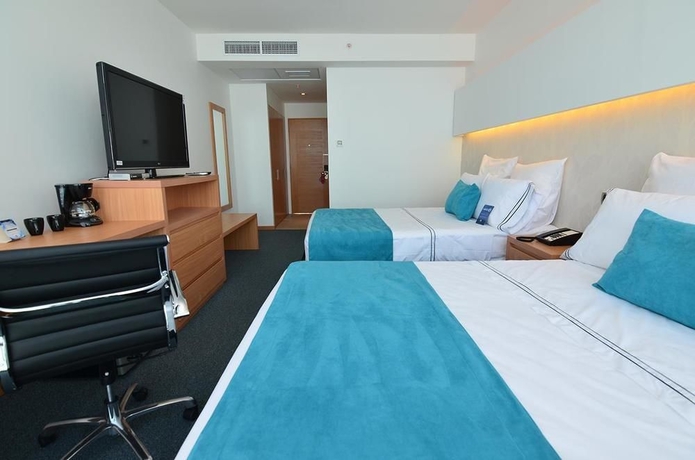 Imagen de la habitación del Hotel Casino San Antonio By Enjoy. Foto 7