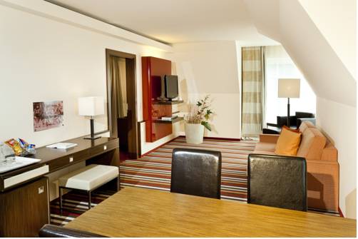 Imagen de la habitación del Hotel Casinohotel Velden. Foto 9