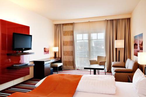 Imagen de la habitación del Hotel Casinohotel Velden. Foto 14