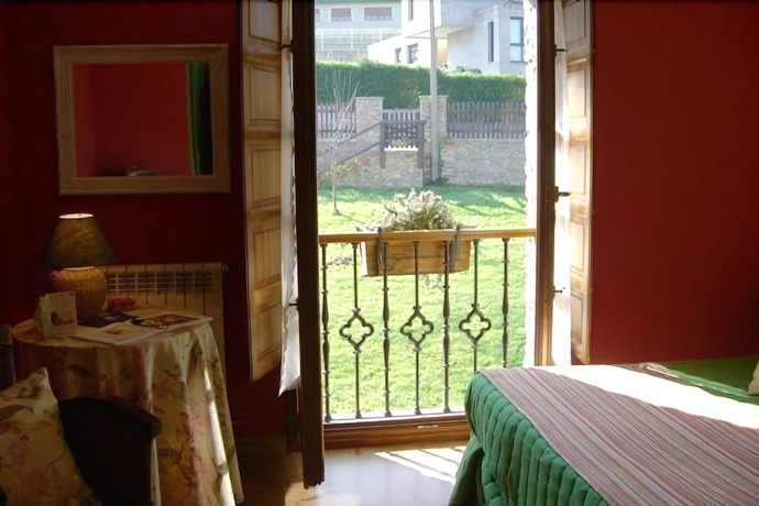 Imagen de la habitación del Hotel Casona De Cefontes. Foto 8