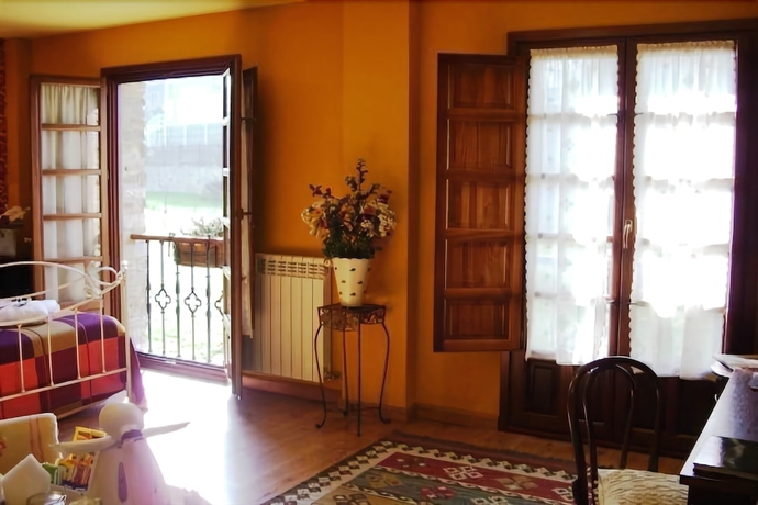 Imagen de la habitación del Hotel Casona De Cefontes. Foto 10