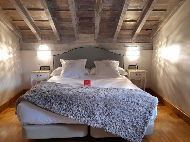 Imagen de la habitación del Hotel Casona De La Pinta. Foto 2