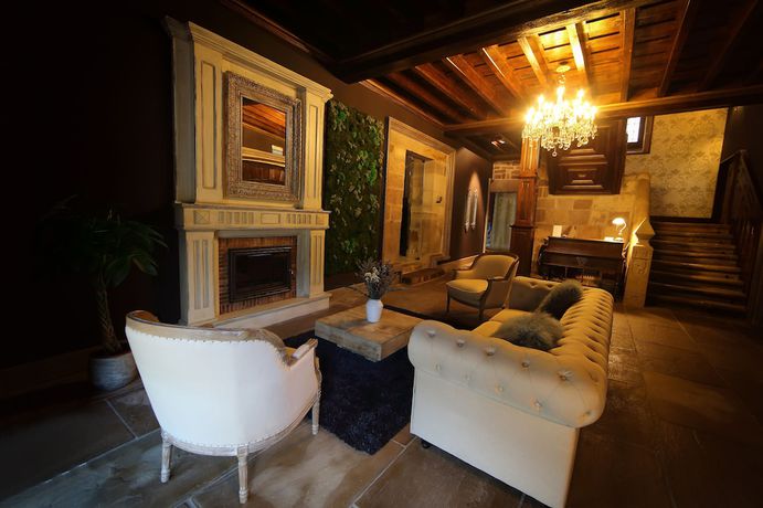 Imagen de los interiores del Hotel Casona De La Pinta. Foto 20