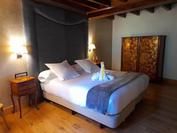 Imagen de la habitación del Hotel Casona De La Pinta. Foto 12