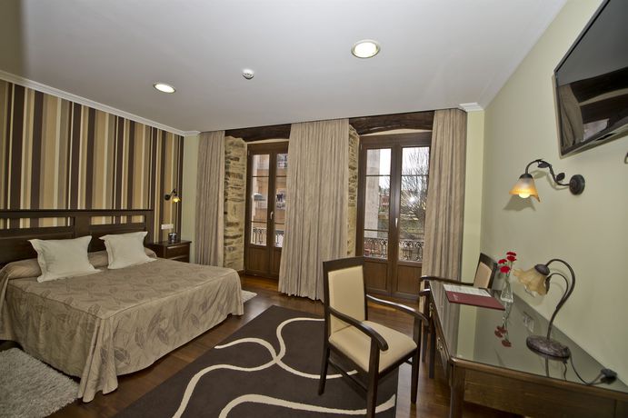 Imagen de la habitación del Hotel Casona De Lazúrtegui. Foto 5