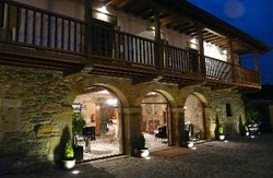 Imagen de los exteriores del Hotel Casona De Llerana. Foto 5