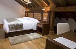 Imagen de la habitación del Hotel Casona De Llerana. Foto 3