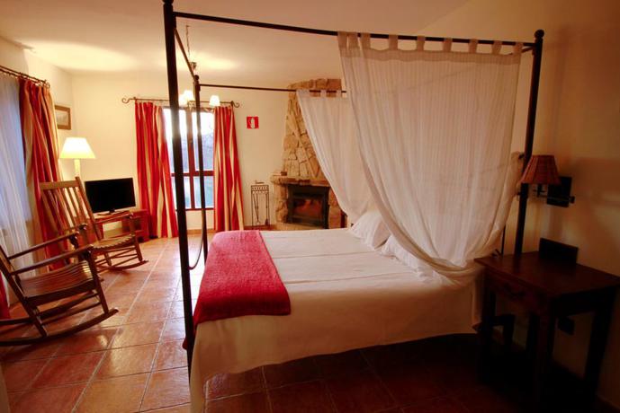 Imagen de la habitación del Hotel Casona De Navalmedio. Foto 4