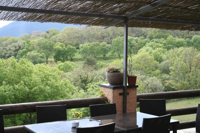 Imagen de los exteriores del Hotel Casona De Navalmedio. Foto 9