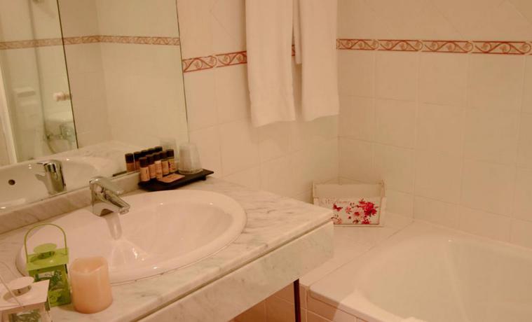 Imagen de la habitación del Hotel Casona De Navalmedio. Foto 7