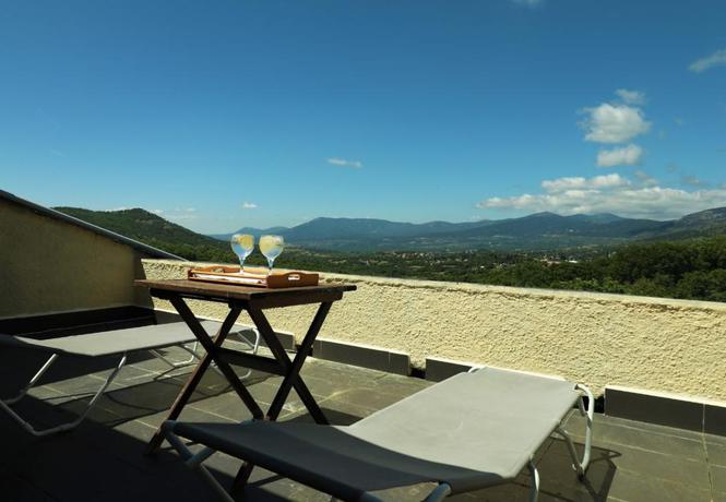 Imagen de los exteriores del Hotel Casona De Navalmedio. Foto 10