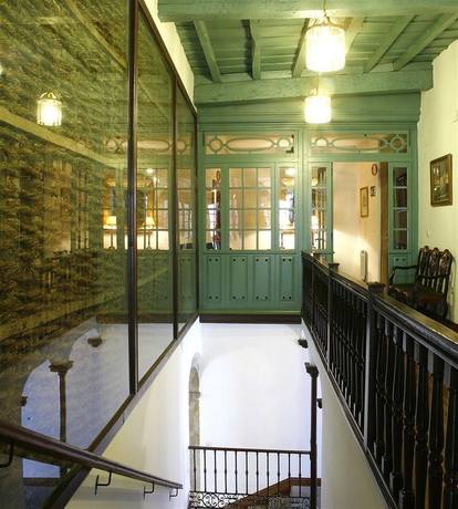 Imagen de los interiores del Hotel Casona Del Busto. Foto 4